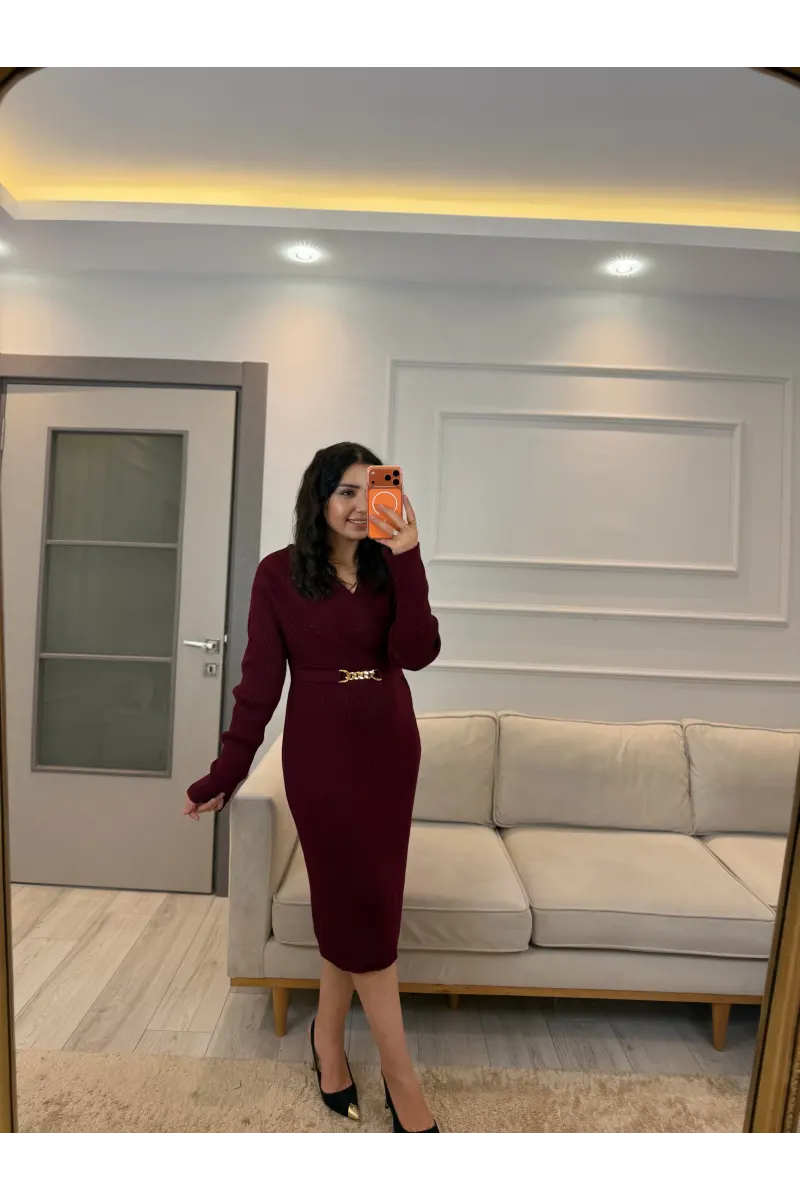 Zincir Detaylı Tasarım Elbise