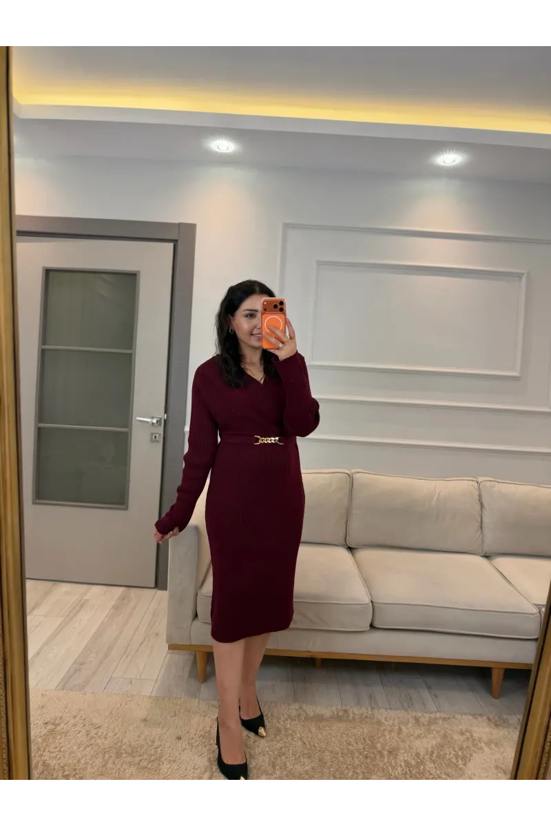 Zincir Detaylı Tasarım Elbise