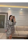 Bel Lastikli Kemerli Şal Desenli Elbise