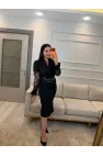 Zincir Detaylı Kol Dantel Elbise