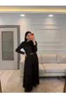 Tasarım Kapalı Madonna Detaylı Güpür Elbise