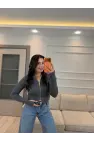 Fermuarlı Kısa Triko Hırka