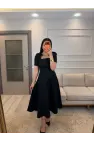 Omuz Fiyonklu Kare Yaka Elbise