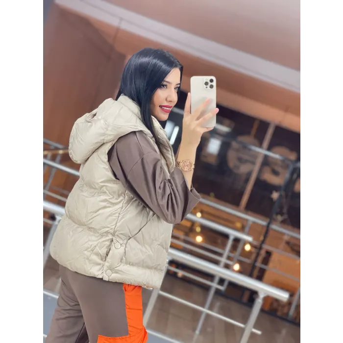 Chota Yırtmaçlı Çıtçıt Yelek