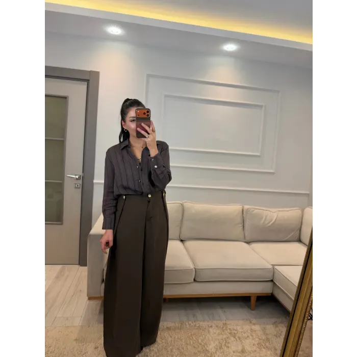 Gold Düğme Detaylı Tasarım Pantolon