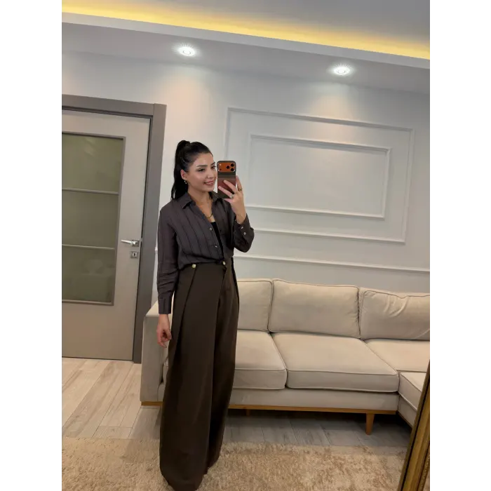 Gold Düğme Detaylı Tasarım Pantolon