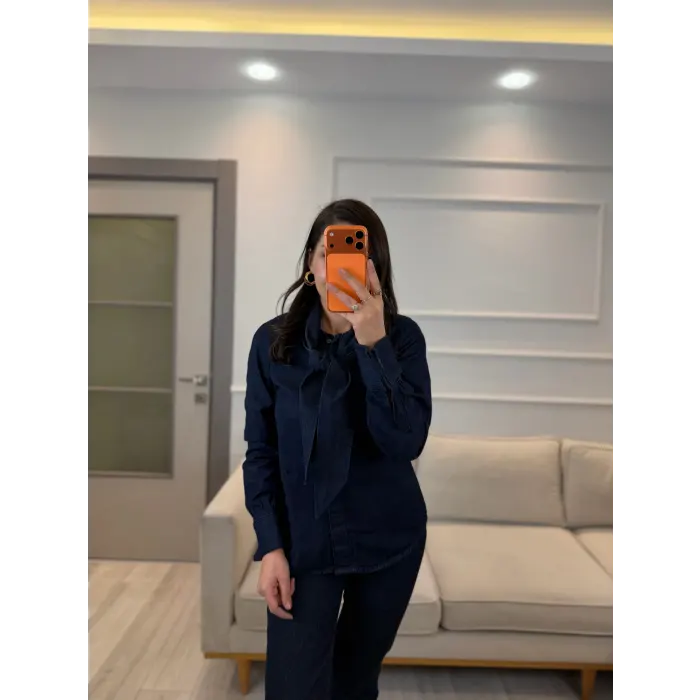 Paira Fularlı Denim Gömlek