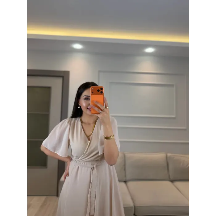 Kısa Kollu Kol Volanlı Şifon Elbise