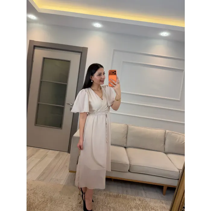 Kısa Kollu Kol Volanlı Şifon Elbise