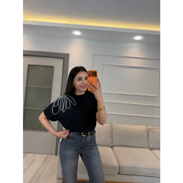 Benito Ön Arka Nakış T-Shirt