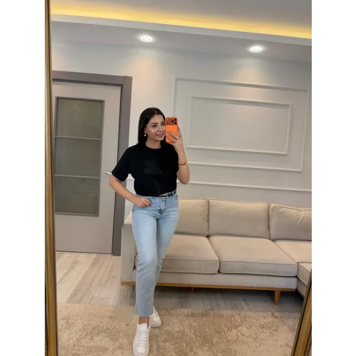 İpkyl Üç Boyutlu Çiçek T-Shirt