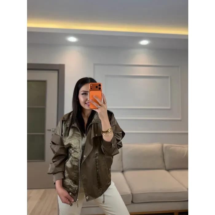 Çıtçtılı Dik Yaka Saten Parçalı Ceket