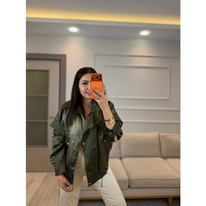 Çıtçtılı Dik Yaka Saten Parçalı Ceket