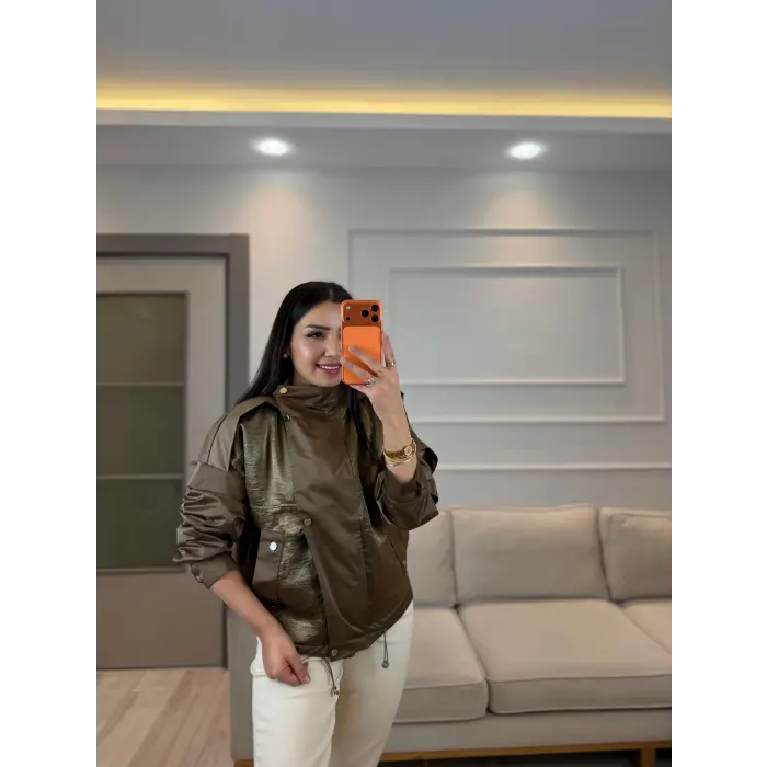 Çıtçtılı Dik Yaka Saten Parçalı Ceket