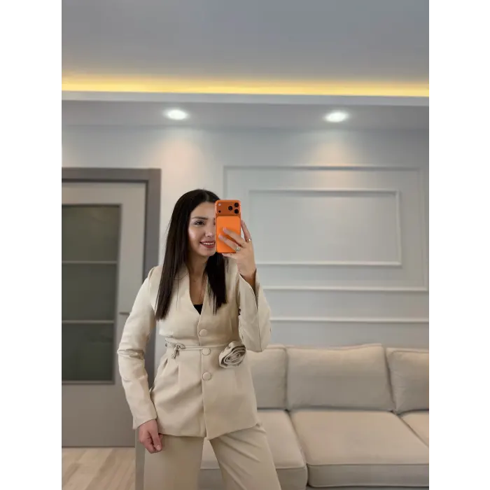 Gül Detaylı Blazer Ceket Pantolon Takım