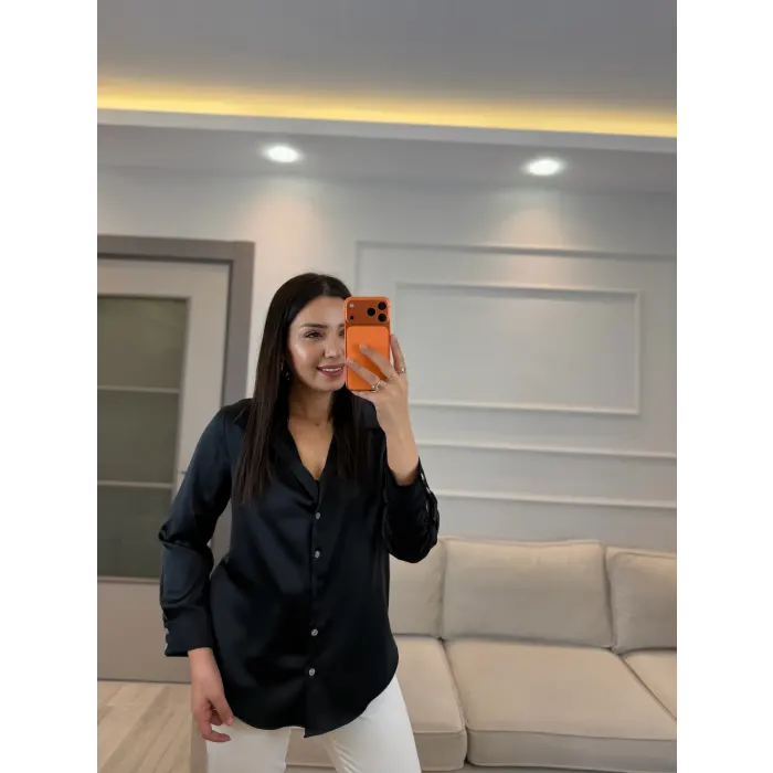 Sedef Düğmeli Saten Gömlek