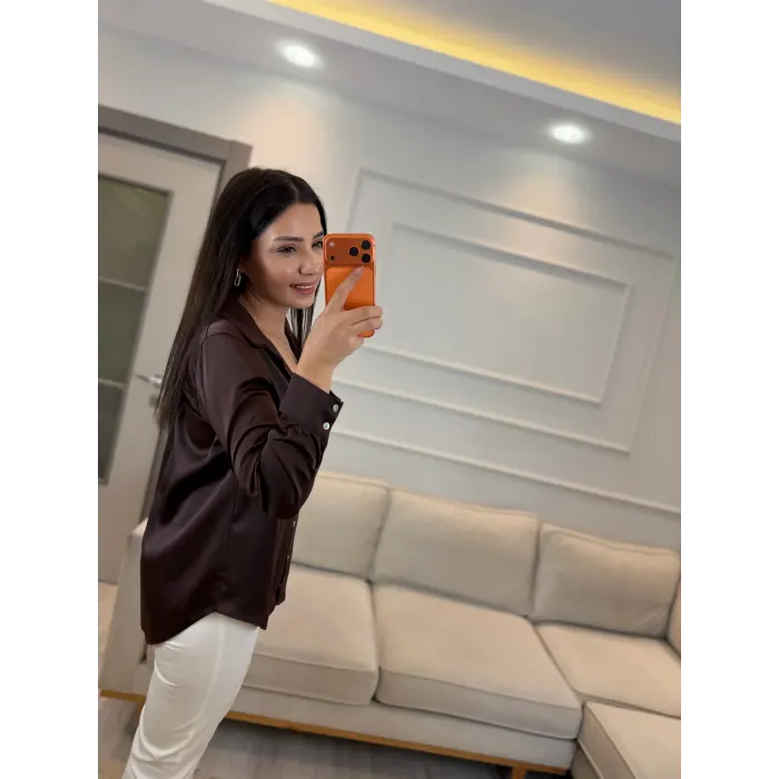 Sedef Düğmeli Saten Gömlek