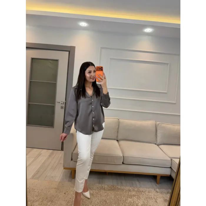 Sedef Düğmeli Saten Gömlek