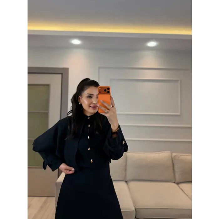 Pelerin Detaylı Etek Gömlek Takım