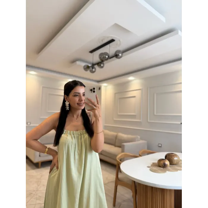 Ahşap Boncuk Aksesuarlı Keten Elbise