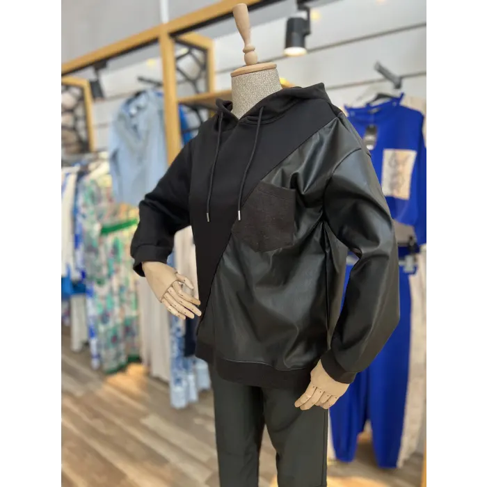 Canoxc Deri Detaylı Sweatshirt