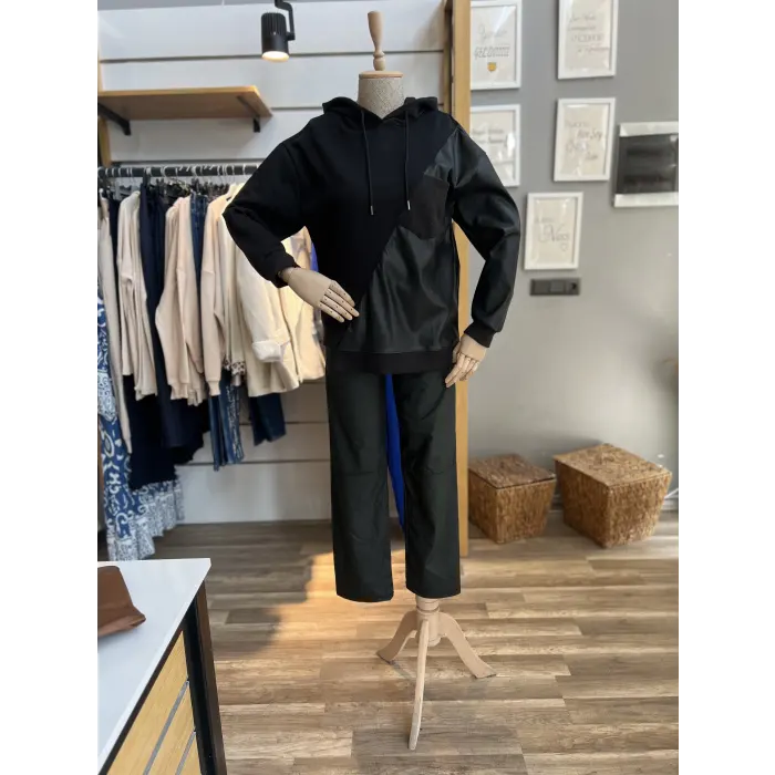 Canoxc Deri Detaylı Sweatshirt