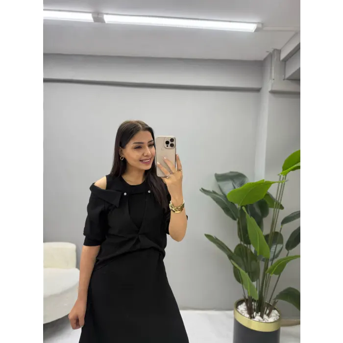 Dekolte Kol Düşük Gömlek Detaylı Elbise