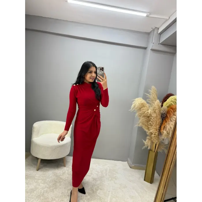 Düğme Detaylı Vatkalı Sandy Elbise