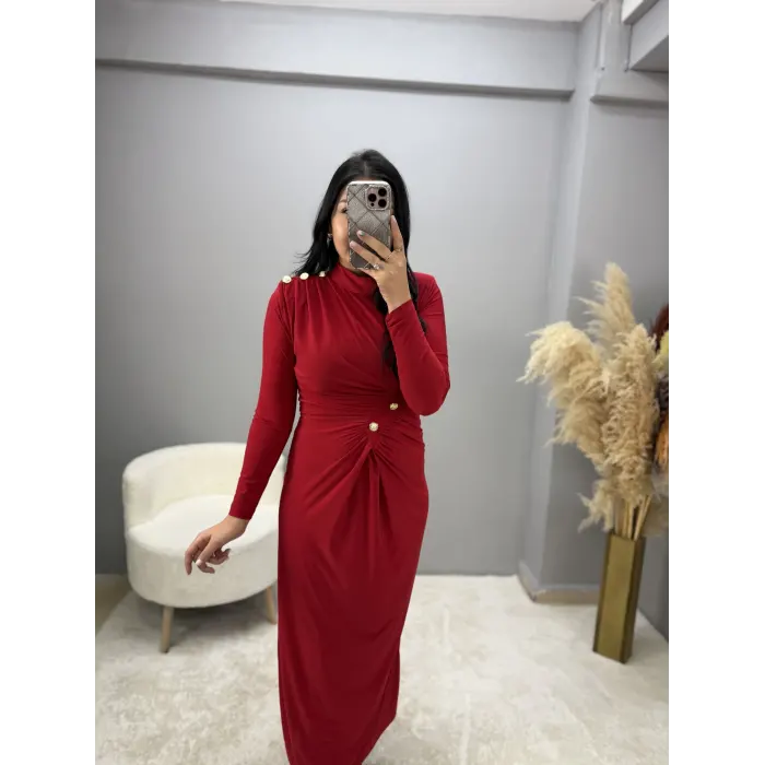 Düğme Detaylı Vatkalı Sandy Elbise