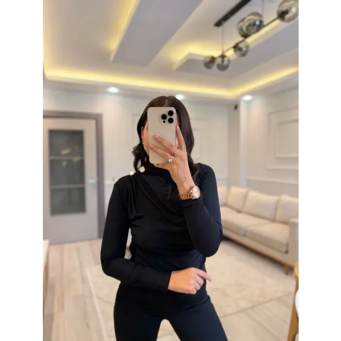 Düğmeli Drapeli Bluz