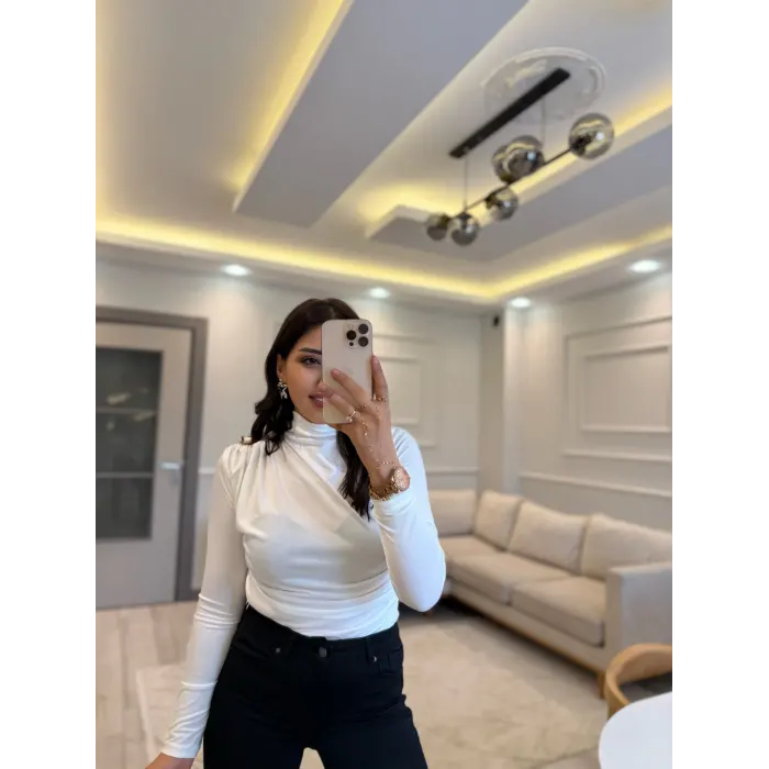 Düğmeli Drapeli Bluz