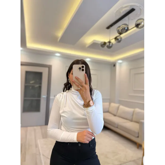 Düğmeli Drapeli Bluz