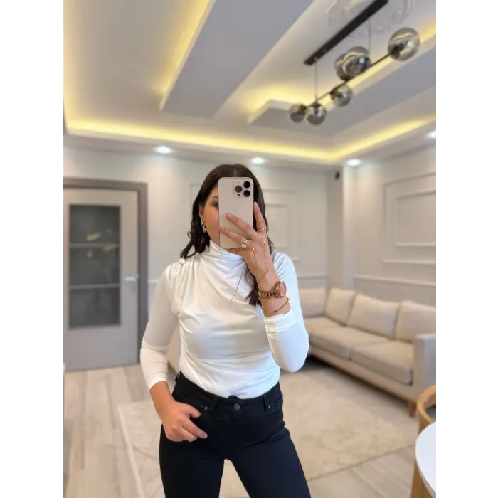 Düğmeli Drapeli Bluz