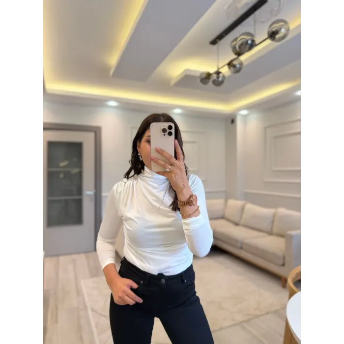 Düğmeli Drapeli Bluz