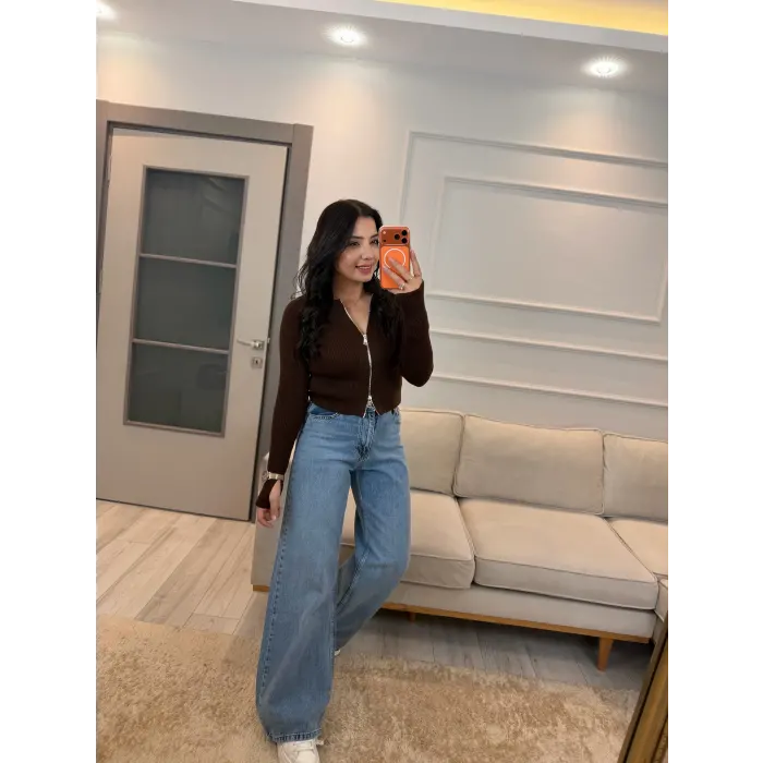 Fermuarlı Kısa Triko Hırka