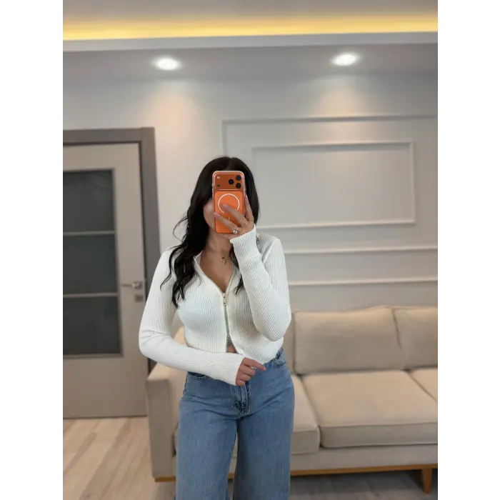 Fermuarlı Kısa Triko Hırka