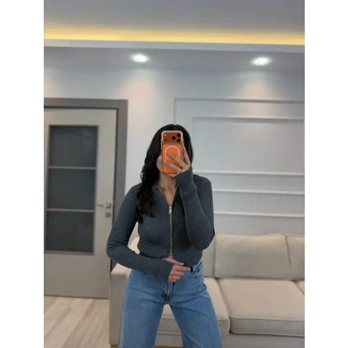 Fermuarlı Kısa Triko Hırka