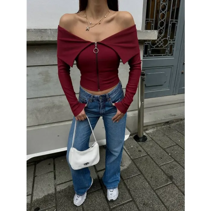 Fermuarlı Madonna Yaka Bluz