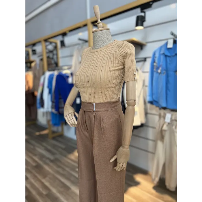 Grandes Kol Düğmeli Triko Bluz