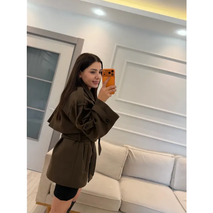 Kemer Detaylı Kaşe Kaban