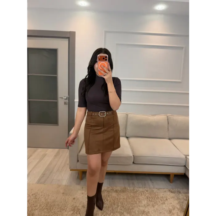 Kemer Detaylı Süet Etek