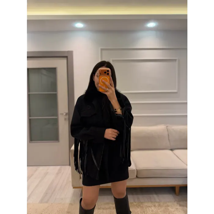 Kürk Ve Püskül Detaylı Kaşe Ceket