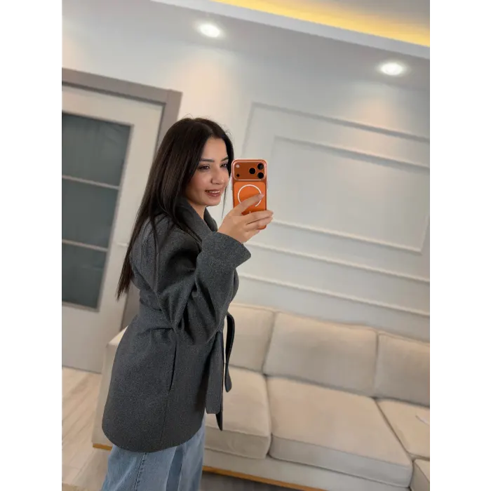 Kuşaklı Dik Yaka Kaşe Kaban