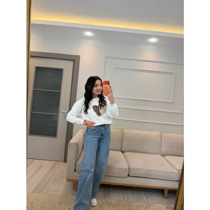 Leopar Peluş Kalp Desenli Sweatshirt