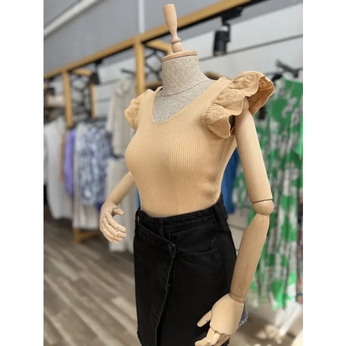 Lian Güpür Detaylı Crop