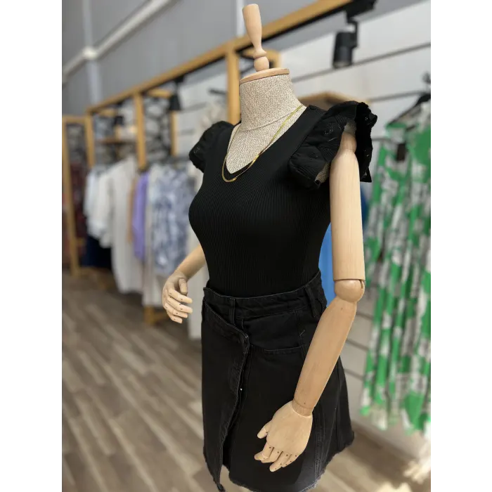 Lian Güpür Detaylı Crop