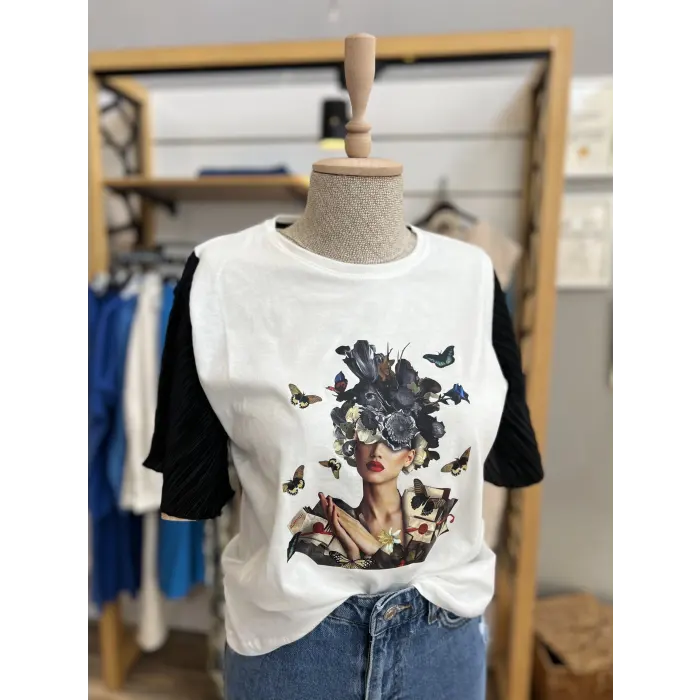 Loberiax Kol Detaylı T-Shirt