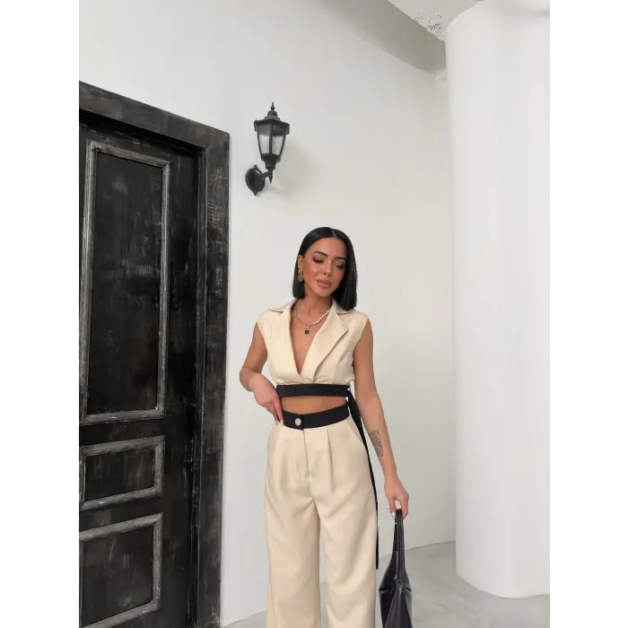 Marka Model Sırt Dekolte Yelek Pantolon Takım