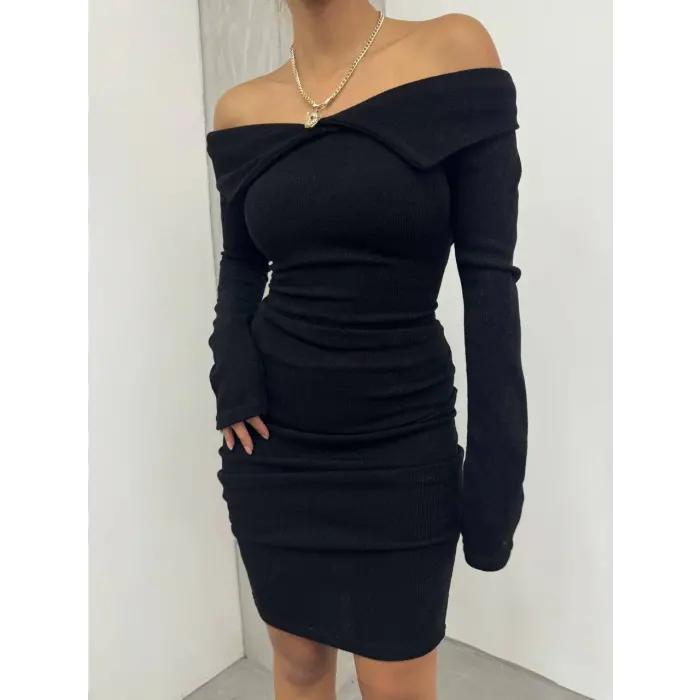 Mendil Yaka Triko Elbise