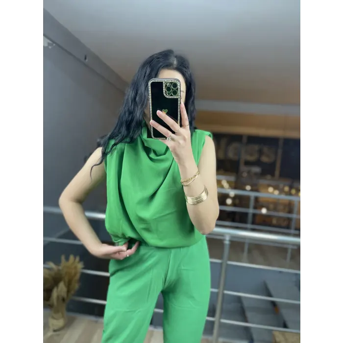 Molmiy Vatkalı Bluz